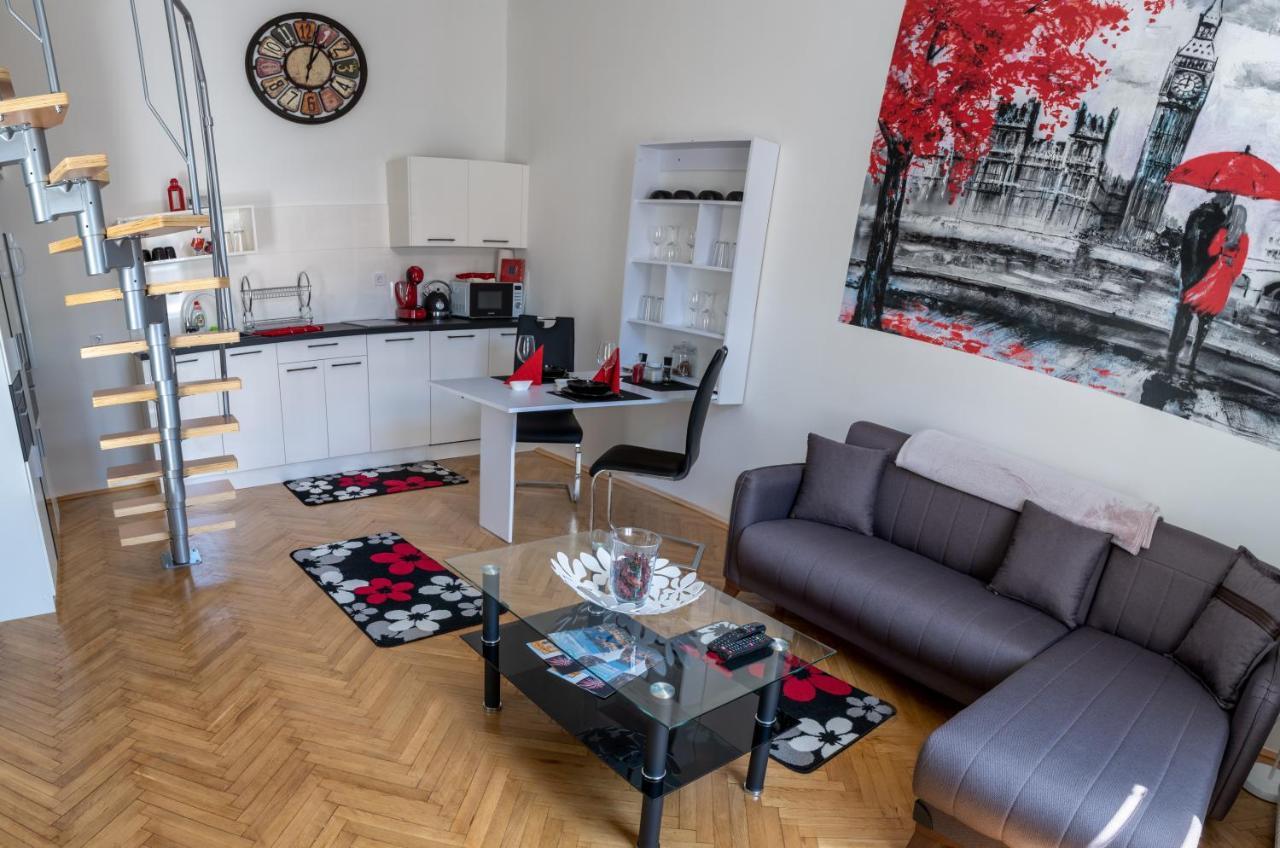 Biztos Kucko Apartment Szeged Exterior photo